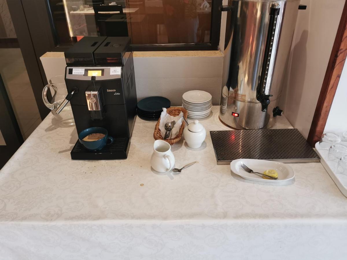 加姆比特酒店 切申 外观 照片
